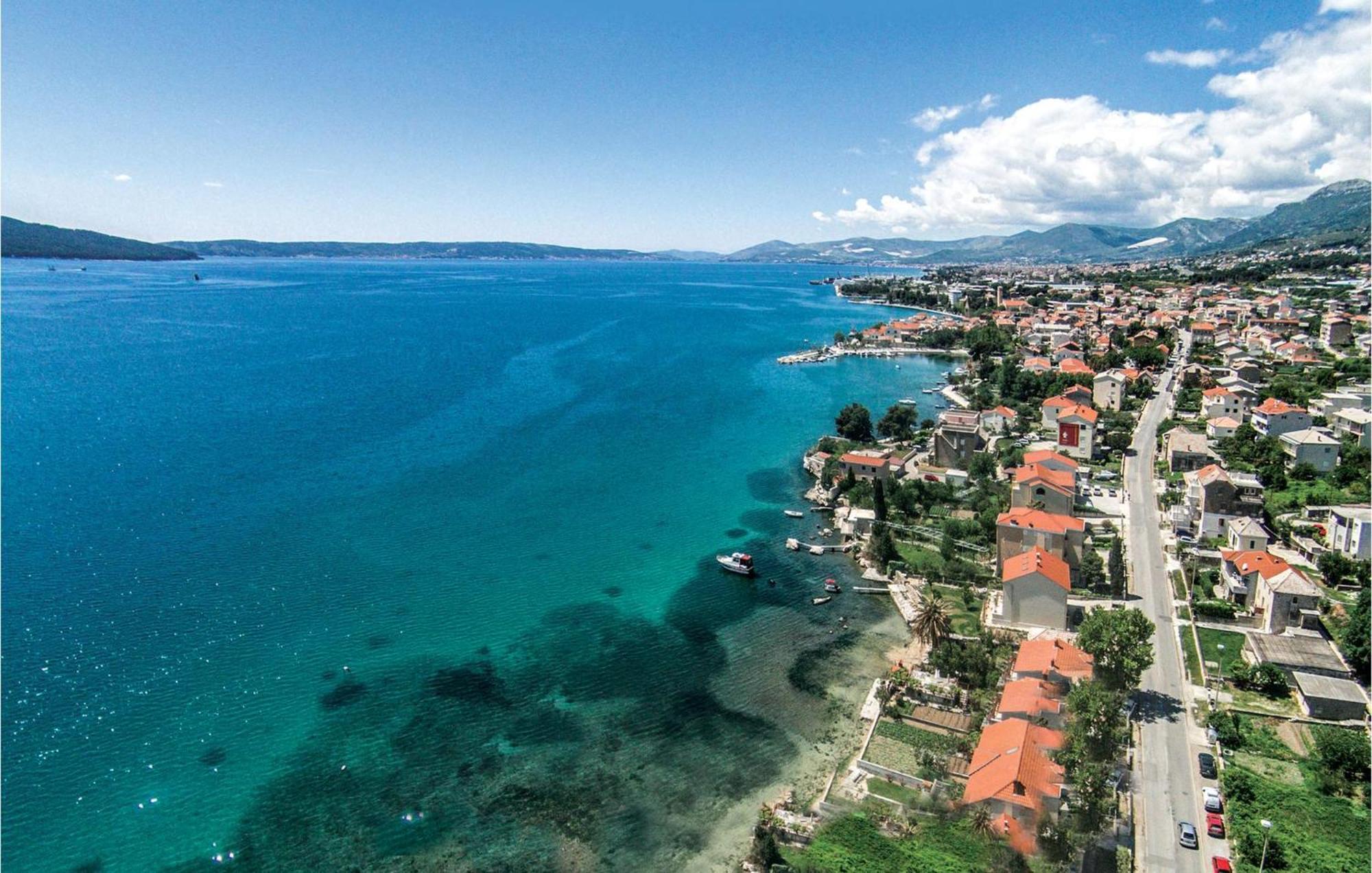 1 Bedroom Nice Apartment In Kastel Sucurac Kastela Ngoại thất bức ảnh